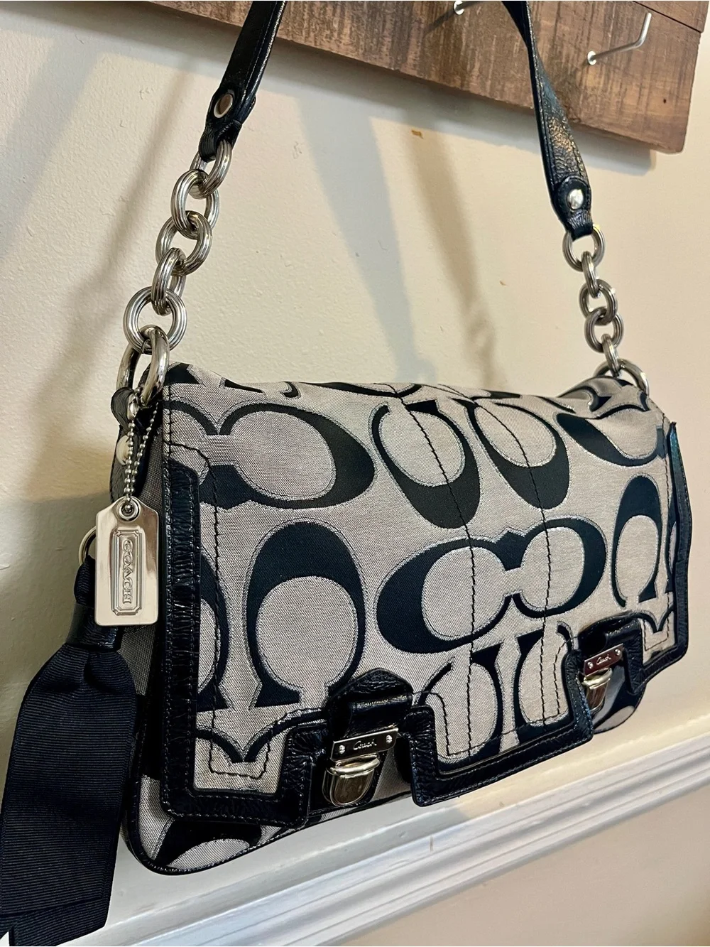 Vintage Y2K Coach Poppy Signature Pushlock Flap Bag (Style No. 18352)